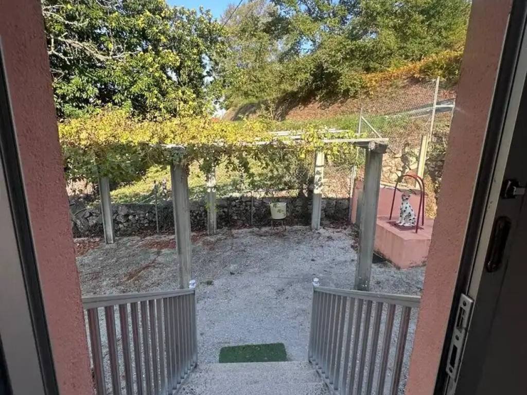 Casa de 95 m² en Parada de Sil