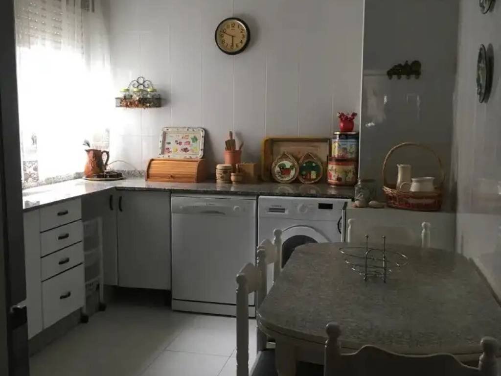 Piso de 70 m² en Ribeira