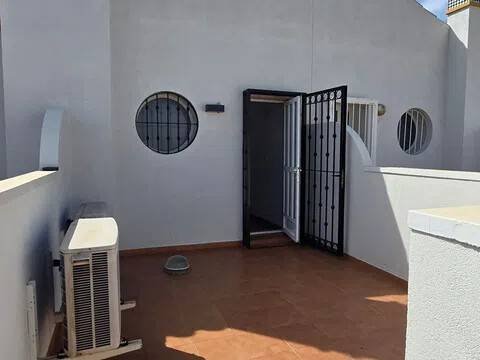 Pis de 80 m² a Oriola