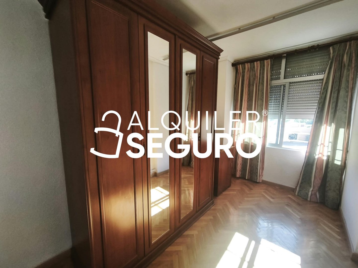 Piso de 90 m² en Zaragoza