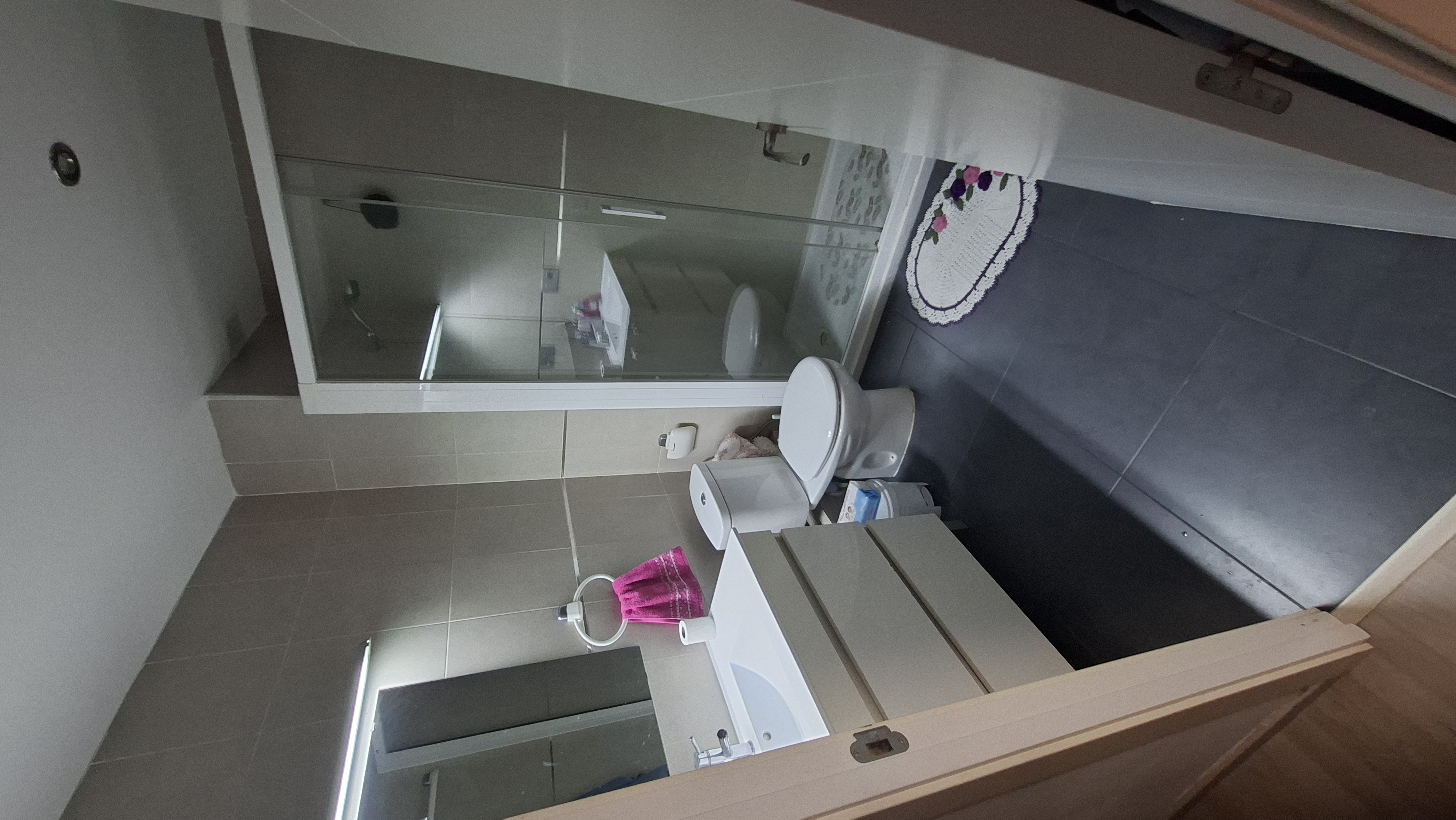 Habitación 100 m², Lérida