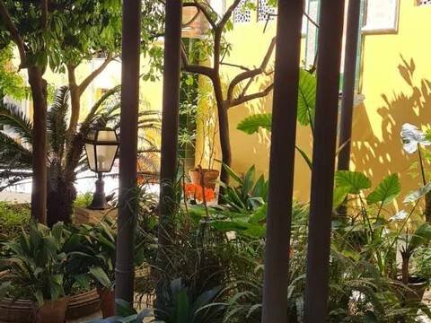 Piso de 160 m² en Sevilla