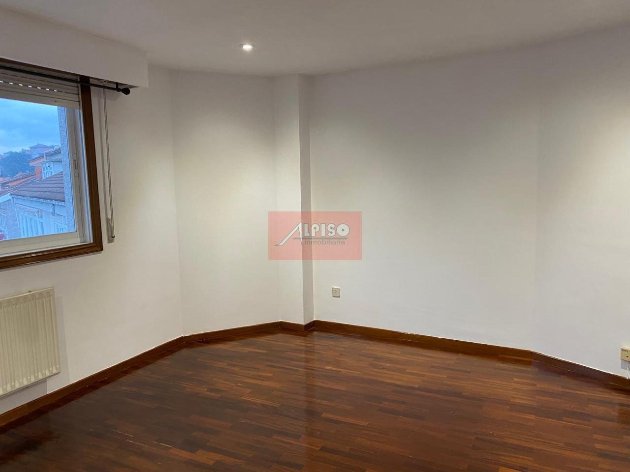 Pis de 82 m² a Ourense