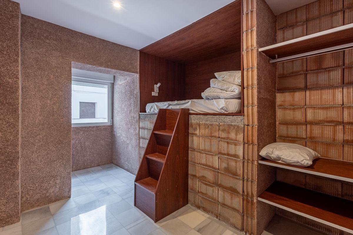 Piso de 120 m² en Granada