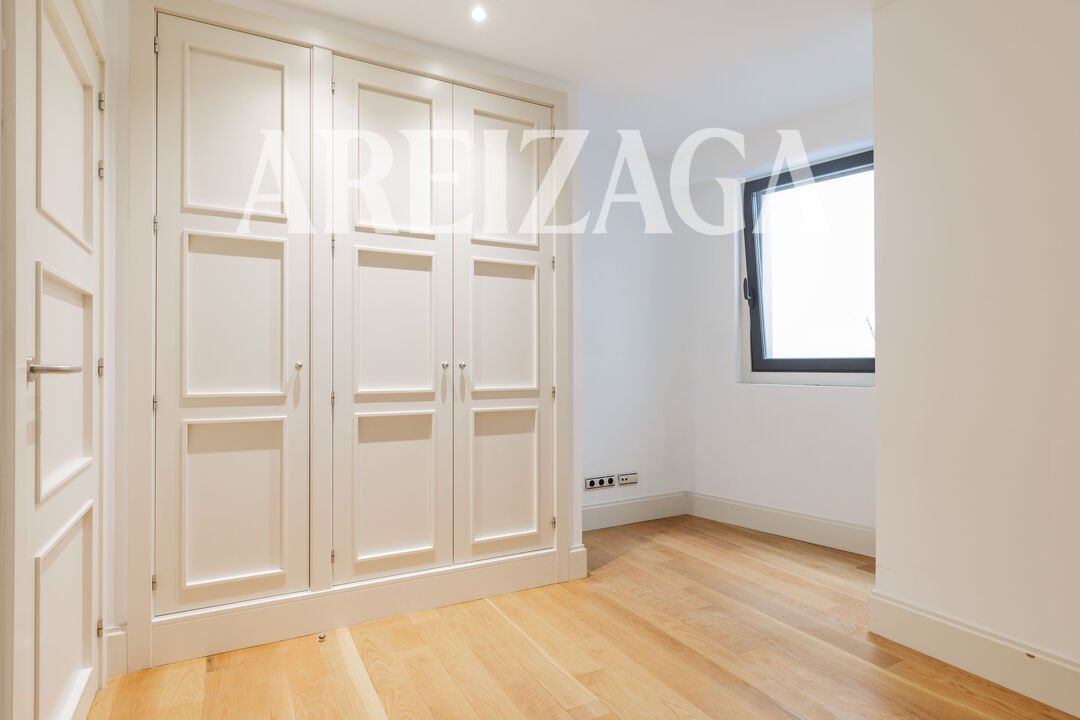 Piso de 85 m² en San Sebastián
