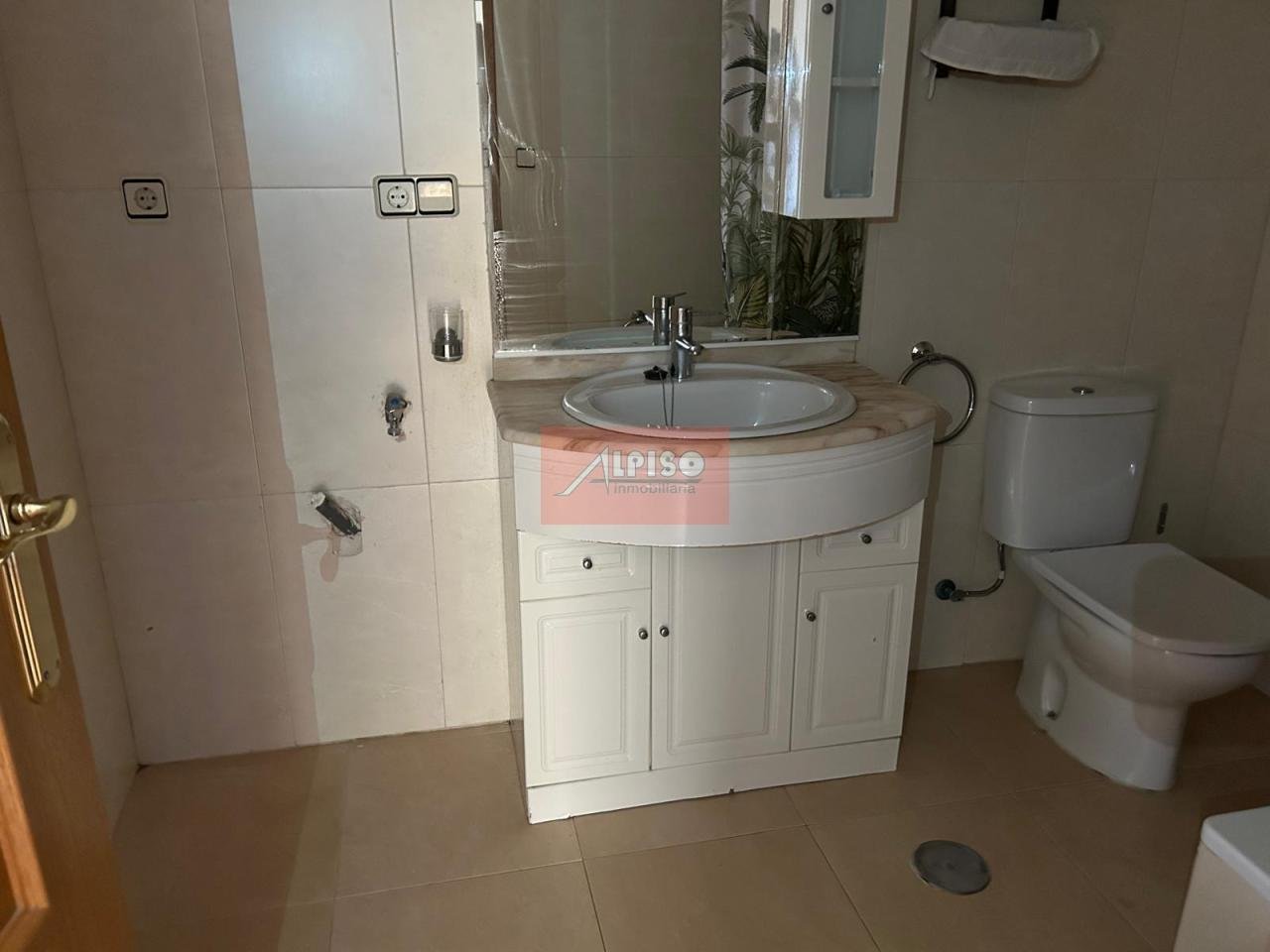 Piso de 81 m² en Ourense