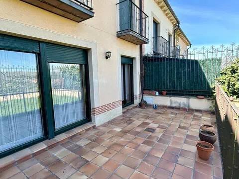 Piso de 305 m² en Segovia