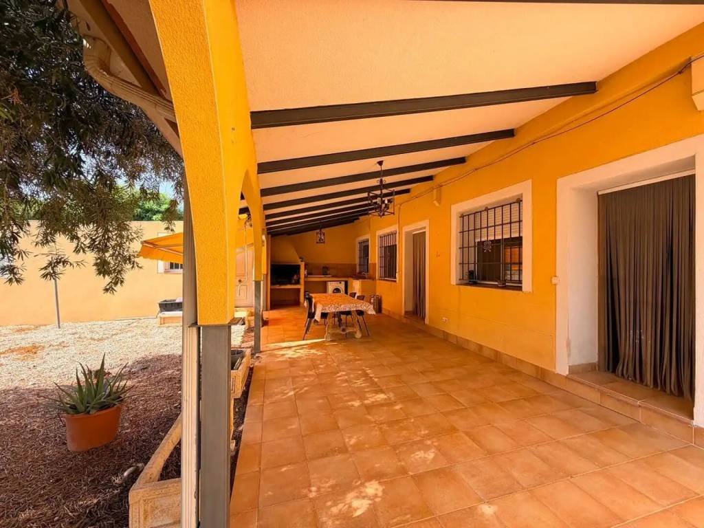 Casa de 290 m² en Elche