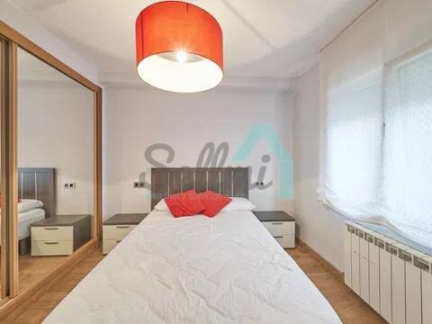 Piso de 80 m² en Oviedo