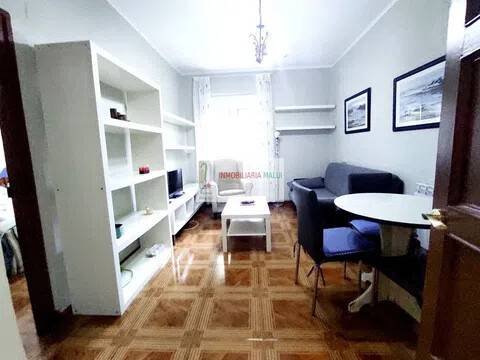 Piso de 100 m² en Oviedo