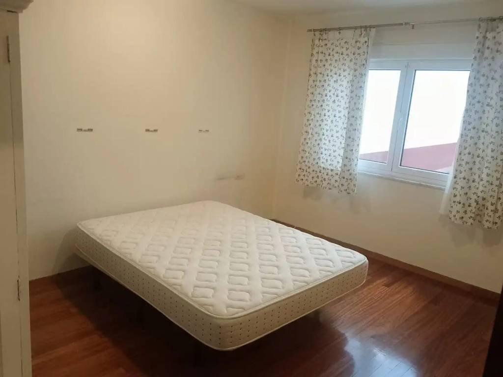 Piso de 160 m² en Oviedo