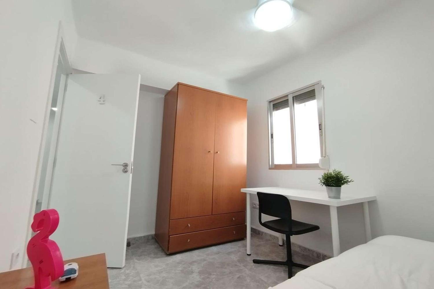 Habitación 100 m², Valencia