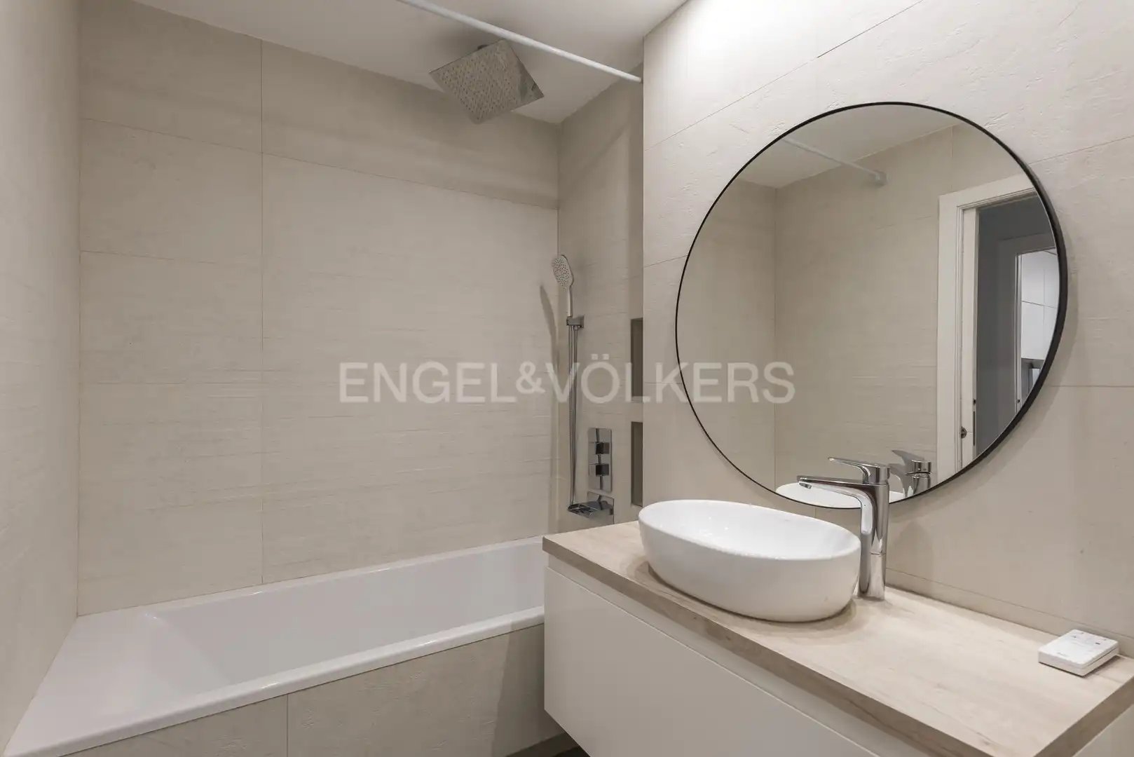 Appartement 159 m² à Madrid