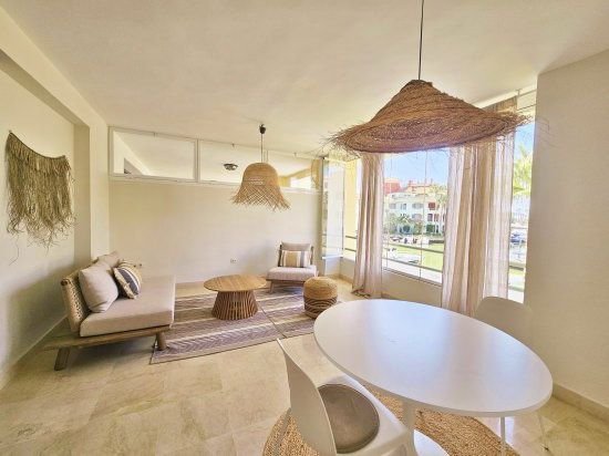 Wohnung 131 m² in San Roque