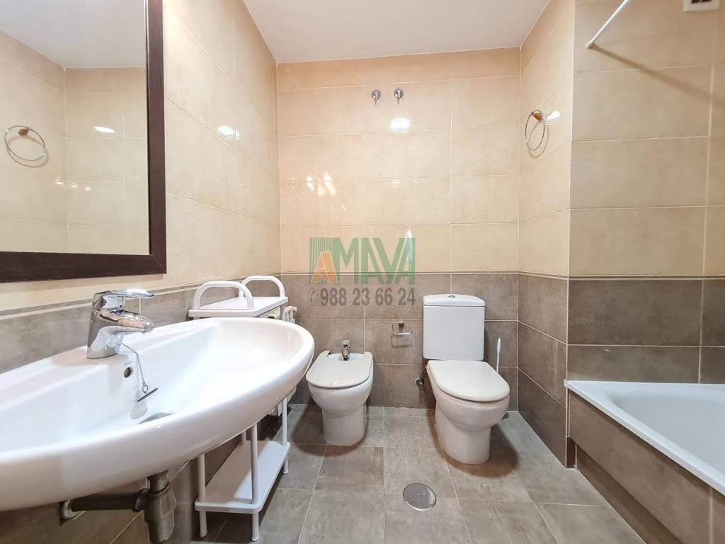 Pis de 64 m² a Ourense