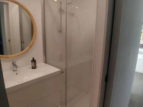 Casa de 180 m² en Oleiros