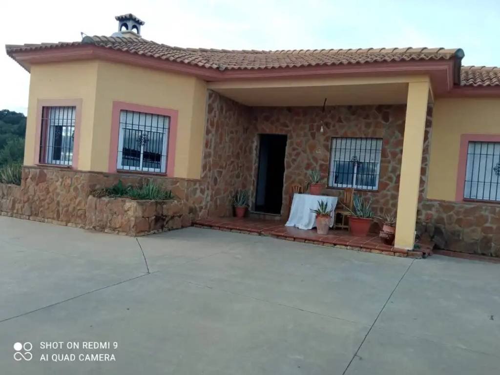 Haus 120 m² in Almodóvar del Río