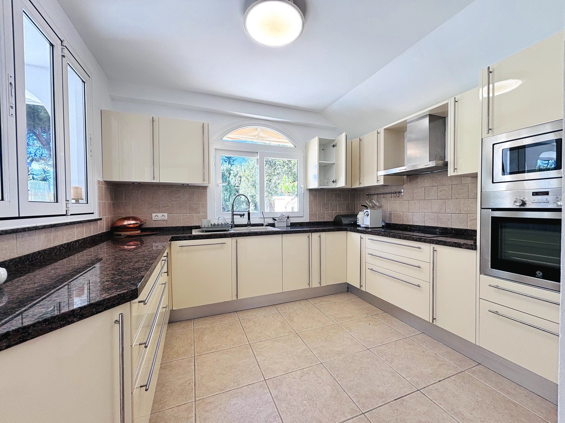 Casa de 572 m² a Marbella