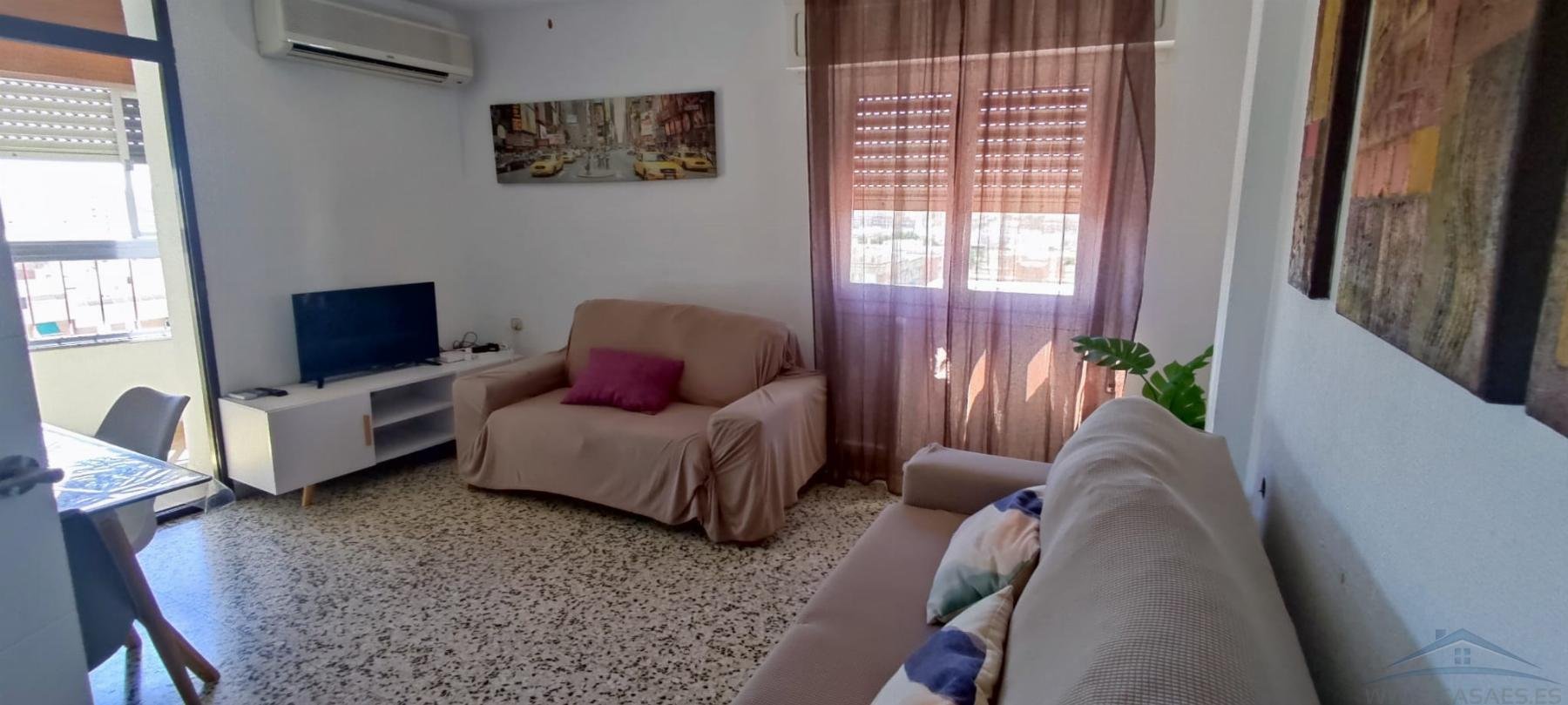 Piso de 90 m² en Almería