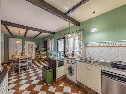 Casa de 438 m² en Marbella