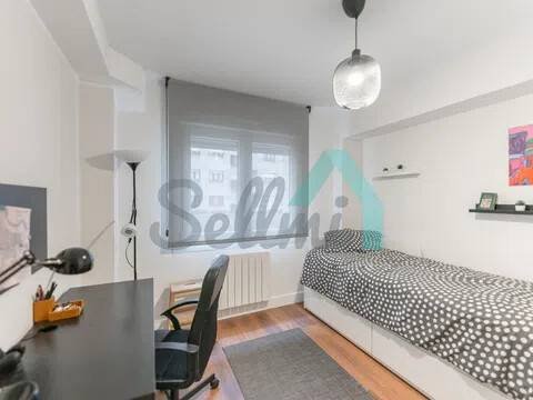 Piso de 86 m² en Gijón