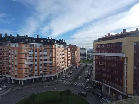 Piso de 93 m² en Oviedo