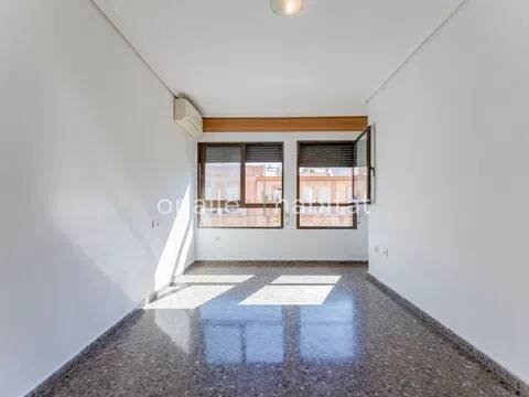 Appartamento 70 m² a Valencia
