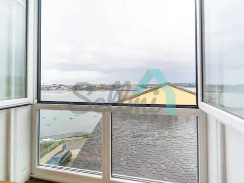 Piso de 120 m² en Castropol
