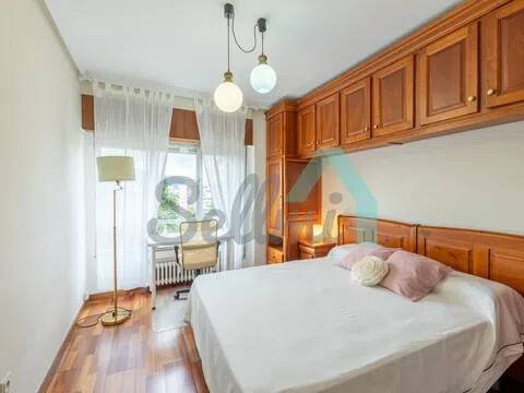 Piso de 122 m² en Oviedo