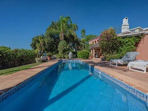 Casa de 438 m² en Marbella