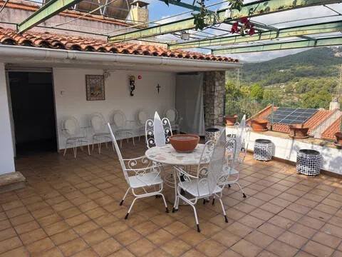 Casa de 273 m² en Castellar del Vallès