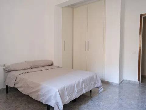 Habitación 140 m², Lérida