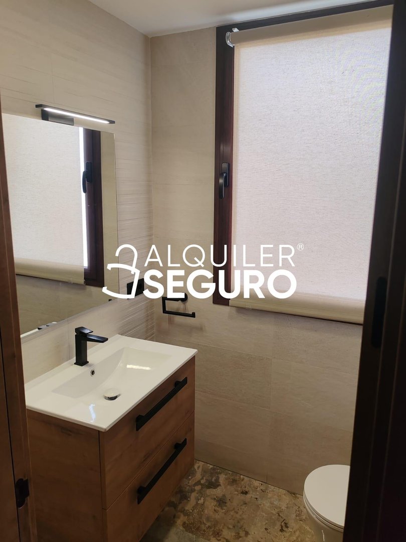 Casa de 250 m² en Jun