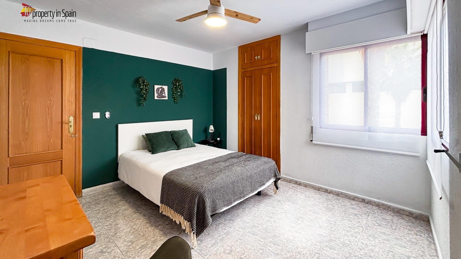 Chambre 133 m², Alicante
