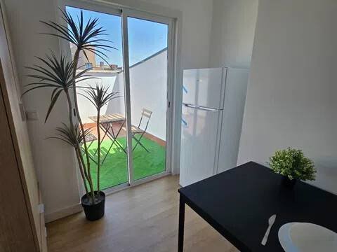 Habitació 100 m², Parla
