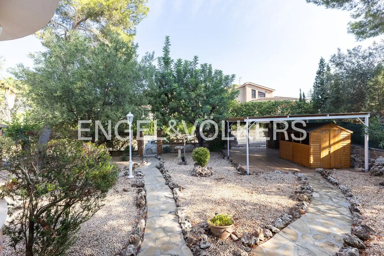 Casa de 238 m² en Paterna