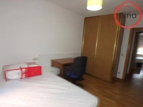 Piso de 118 m² en Pamplona
