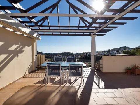 Wohnung 100 m² in Benahavís