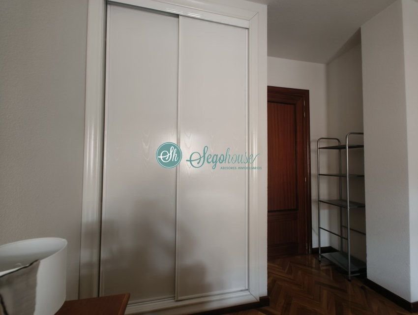 Piso de 129 m² en Segovia