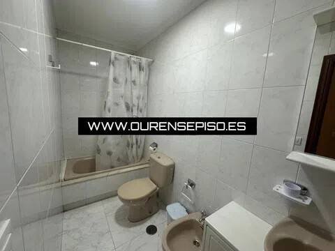 Pis de 120 m² a Ourense