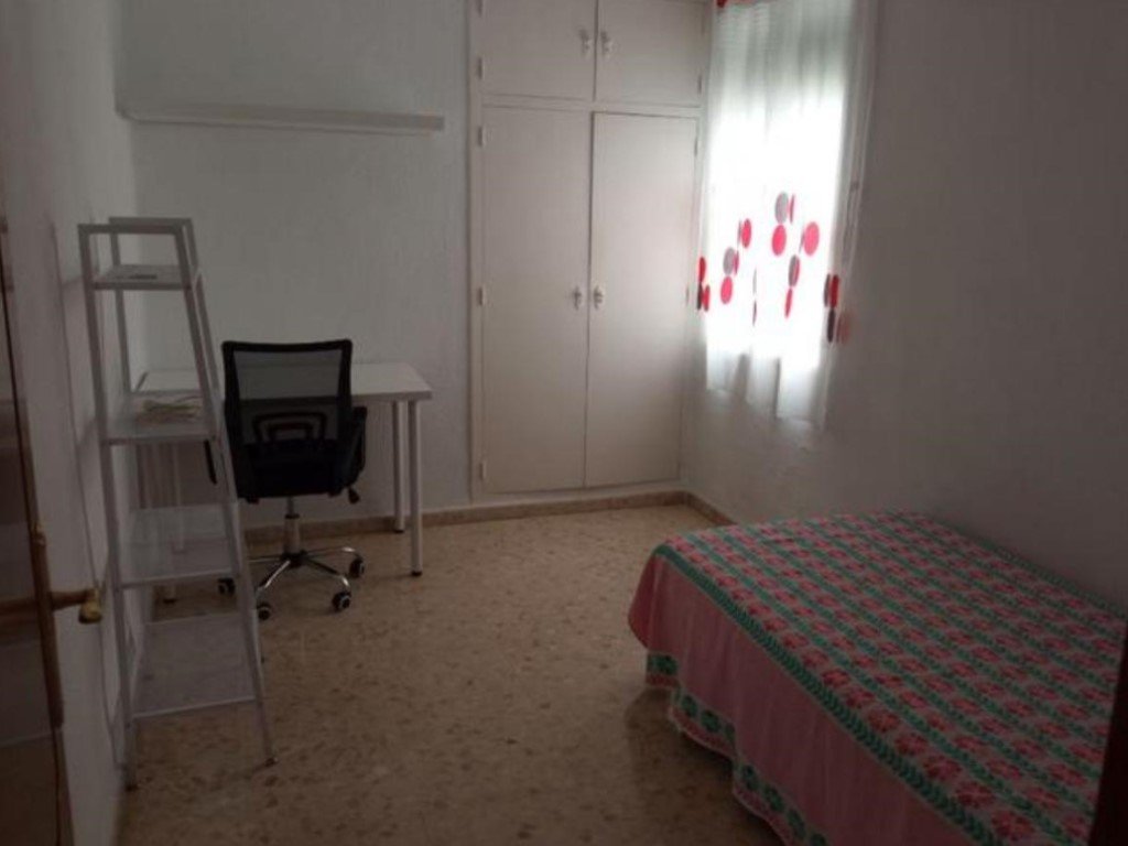 Pis de 90 m² a Còrdova