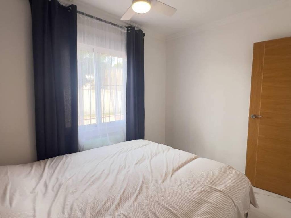 Casa de 80 m² a Oriola