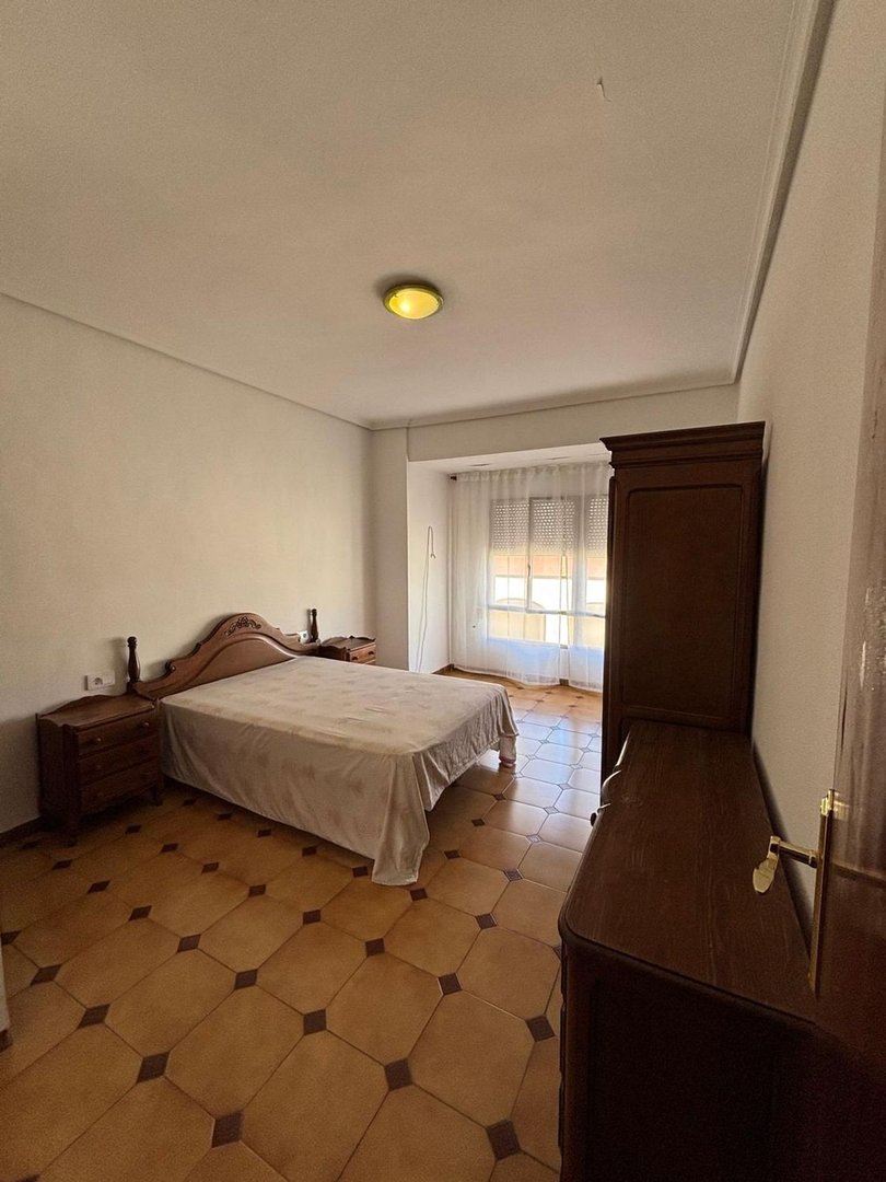 Piso de 120 m² en Alginet
