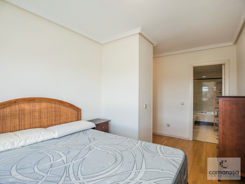 Pis de 136 m² a Àvila