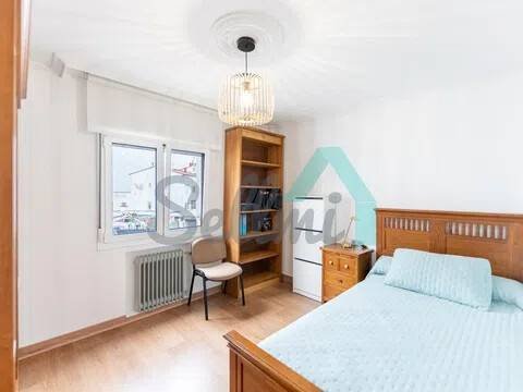 Piso de 93 m² en Siero