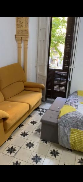 Habitación 320 m², Granada
