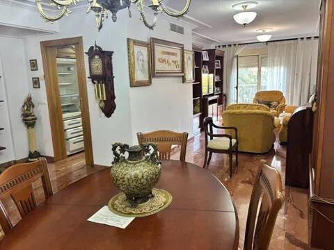 Pis de 130 m² a Alacant