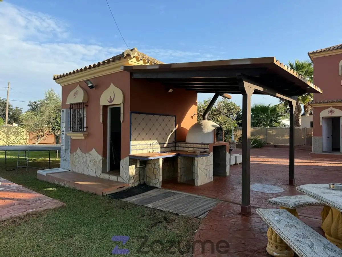 Casa de 210 m² a Chiclana de la Frontera