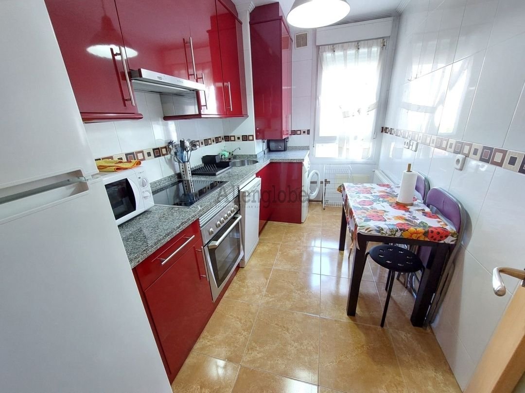 Piso de 58 m² en Oviedo