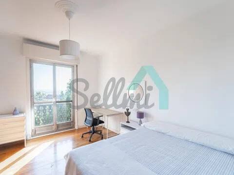 Piso de 212 m² en Oviedo